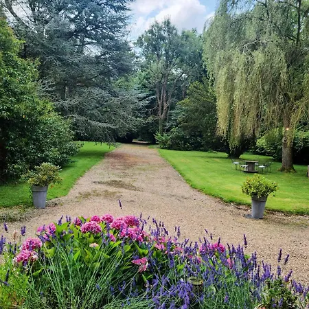 A La Campagne La Tuilerie